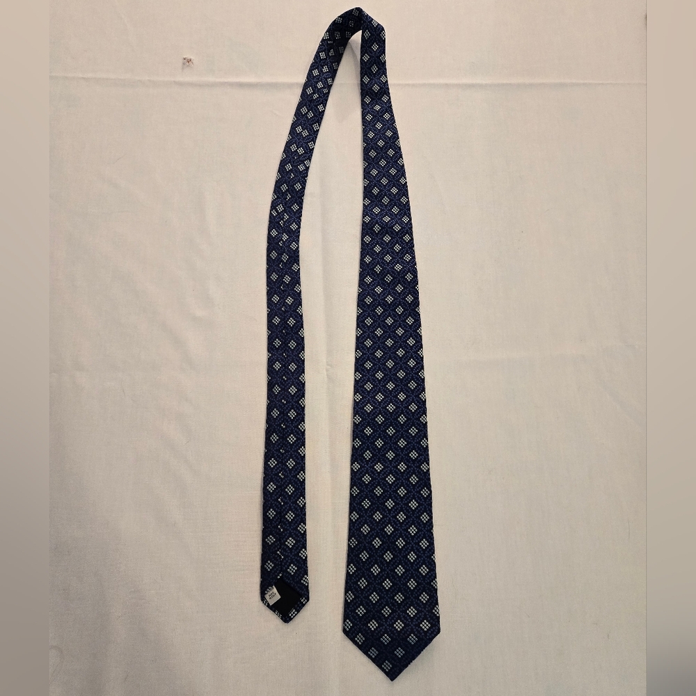 Valentino Blue Geometric Pattern Circle Square 100% Silk Tie Made in Italy